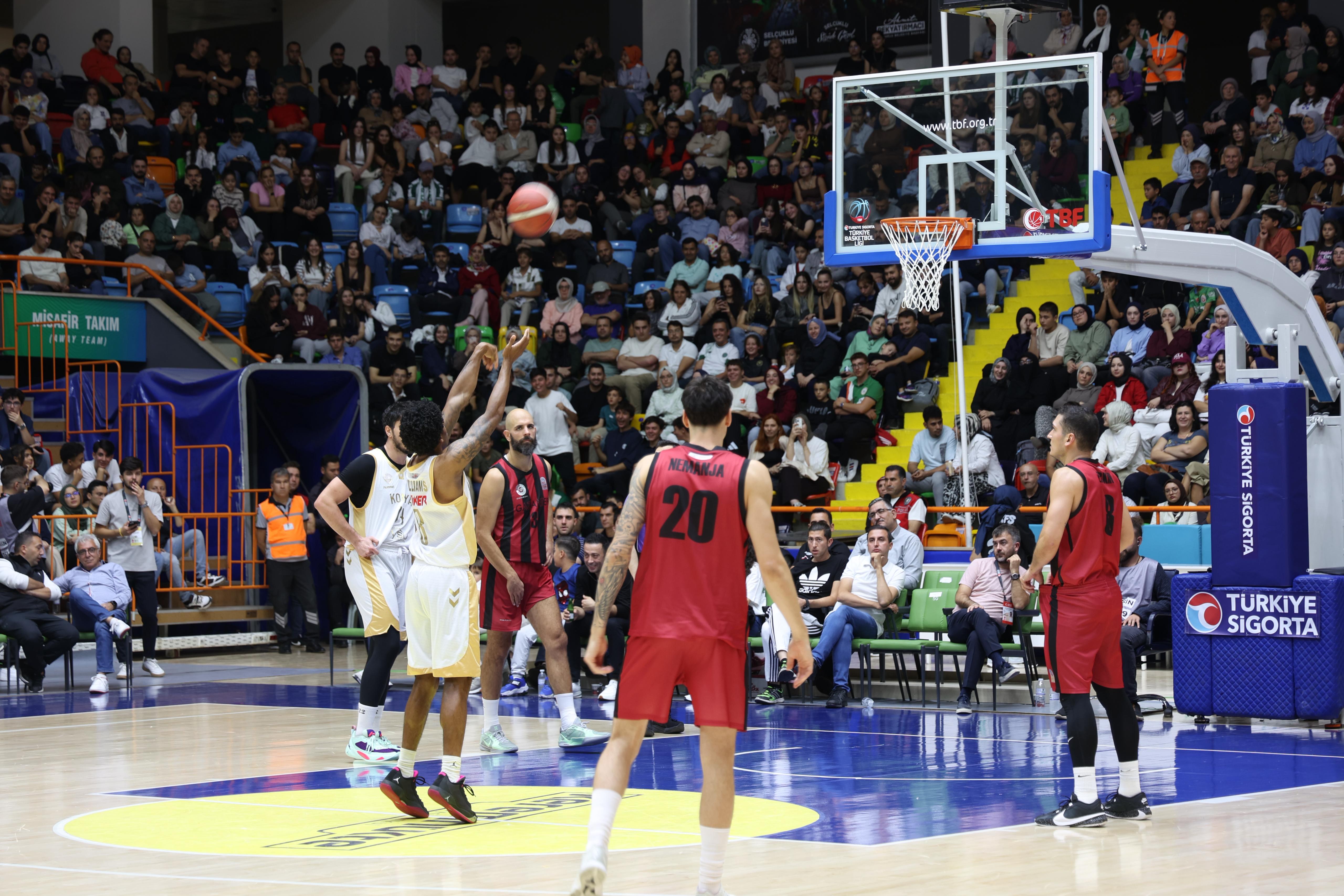 Konya BBSK Basketbol 3'de 3 yaptı 84-79