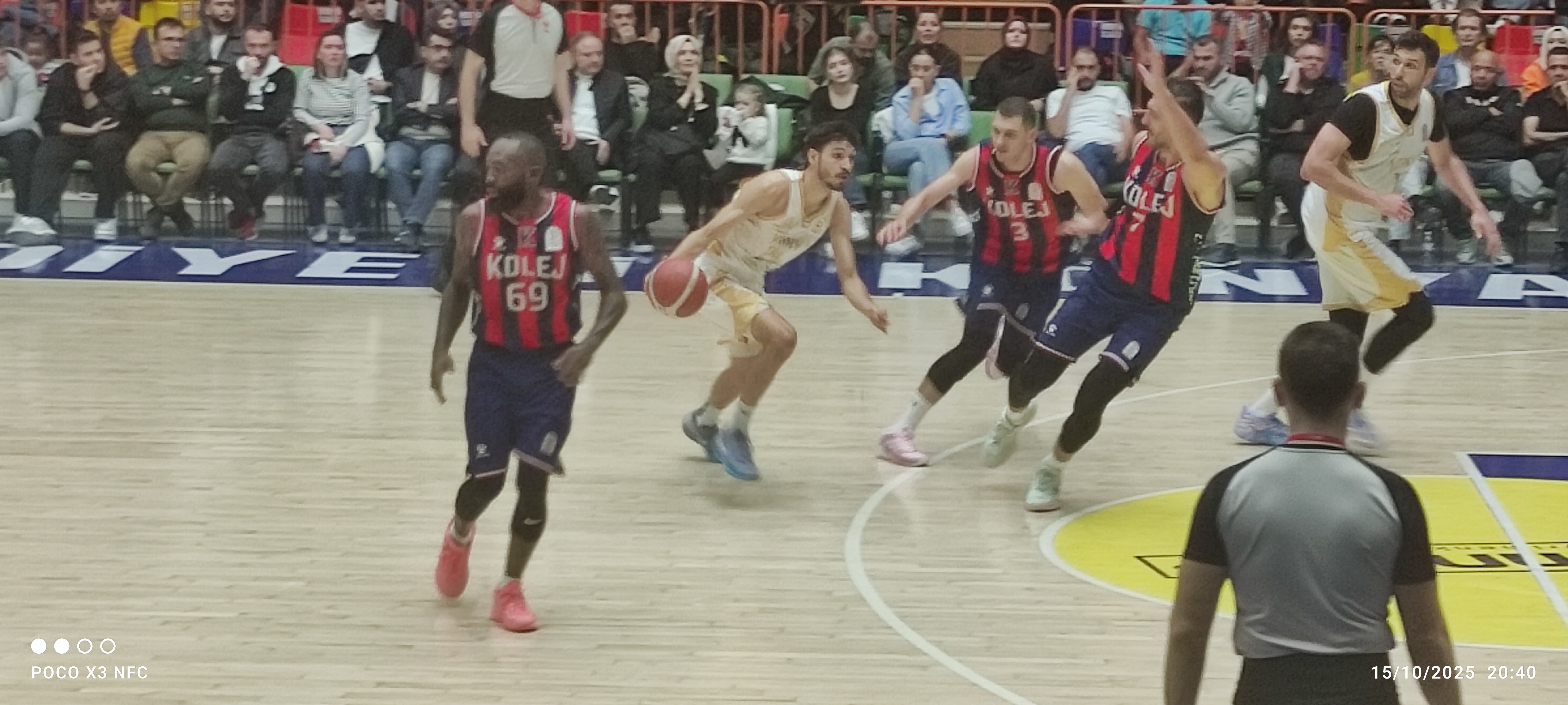 Büyükşehir basketbol 5'te 5 yaptı 85-74