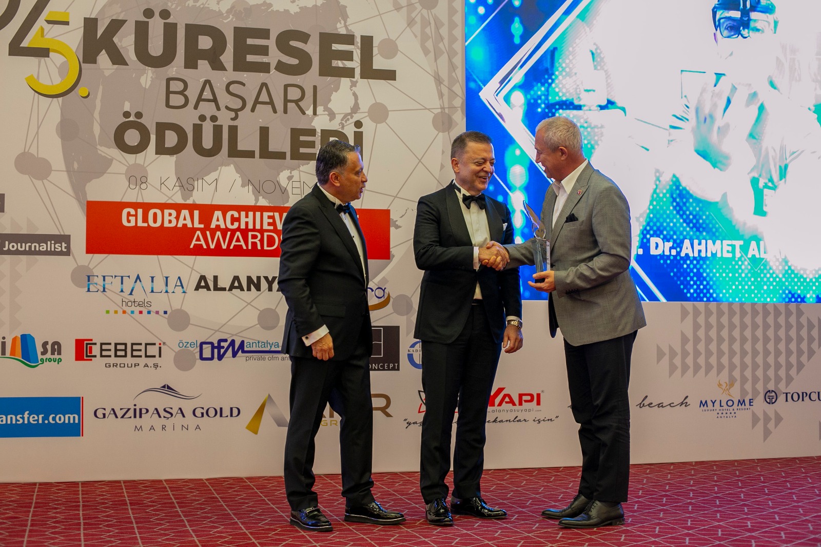 KGK muhteşem Ödül Gecesi Alanya’da gerçekleşti