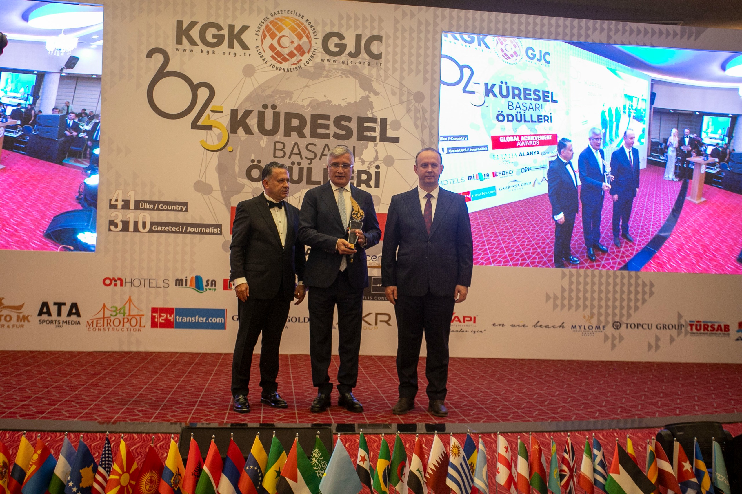 KGK muhteşem Ödül Gecesi Alanya’da gerçekleşti