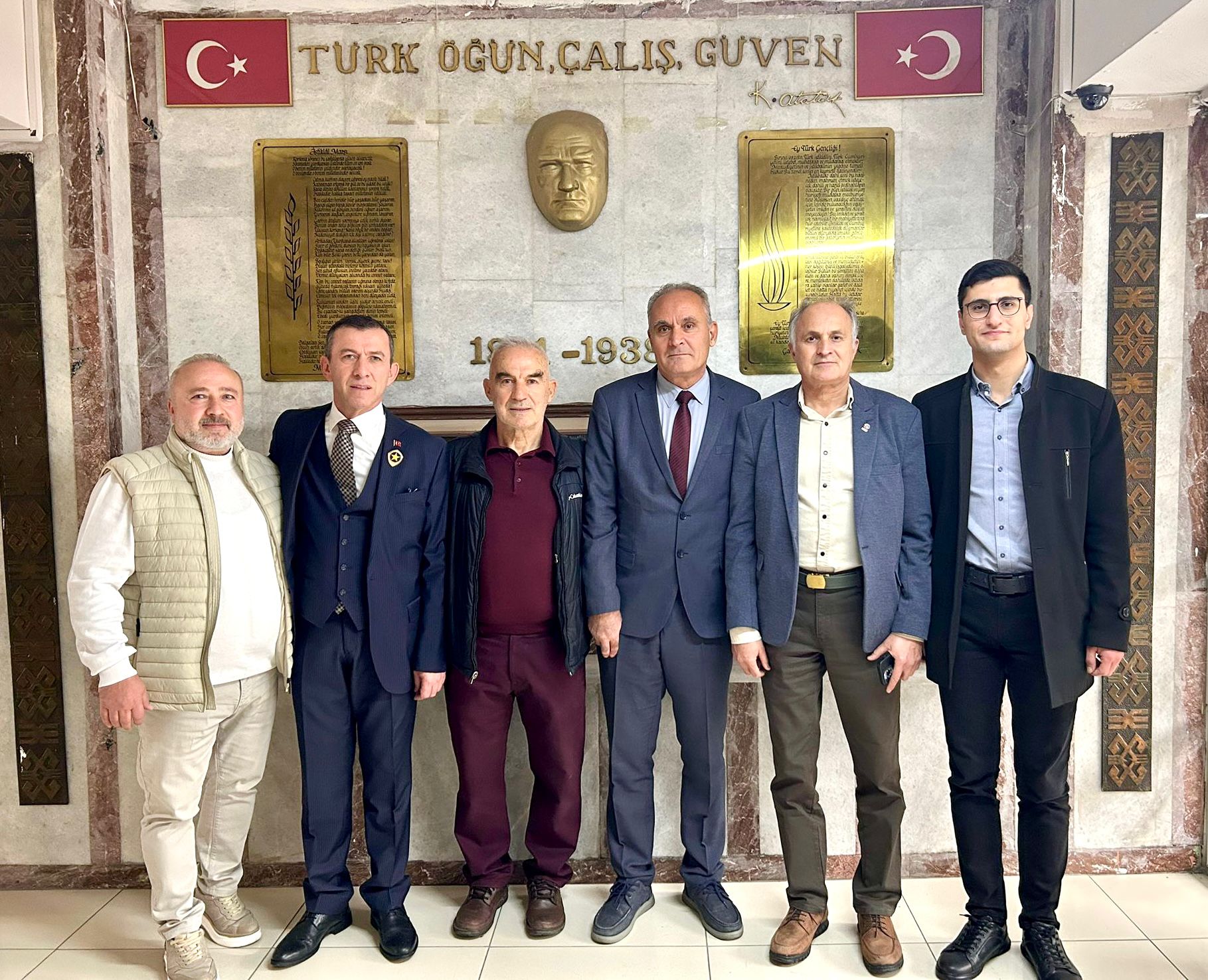 Konya Lisesi'nde anlamlı öğretmenler günü kutlaması
