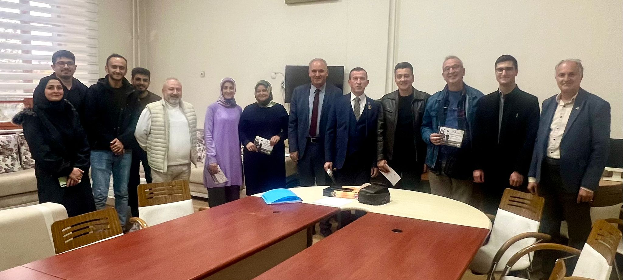 Konya Lisesi'nde anlamlı öğretmenler günü kutlaması