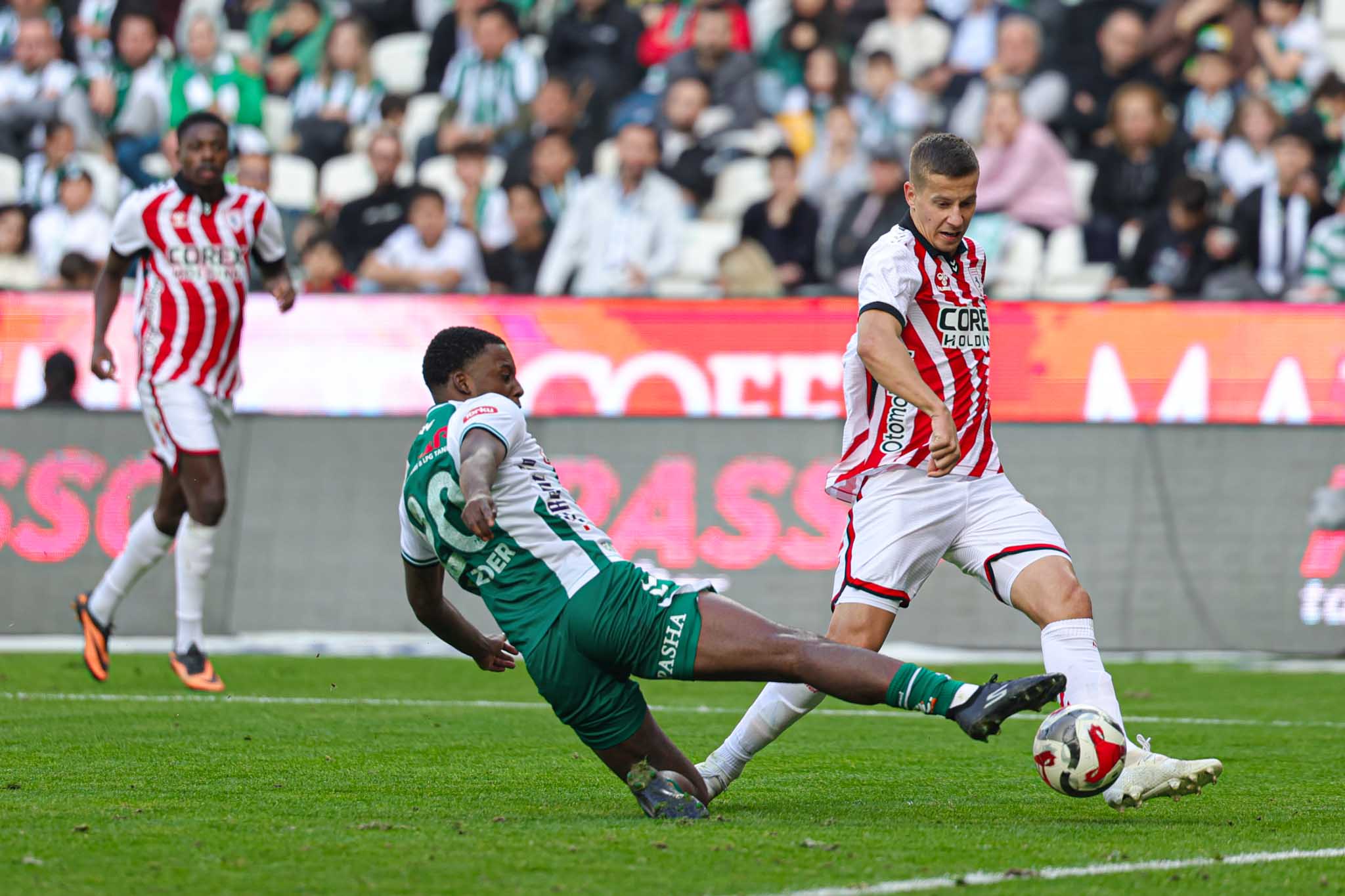 Konyaspor evinde yine kayıp 1-3