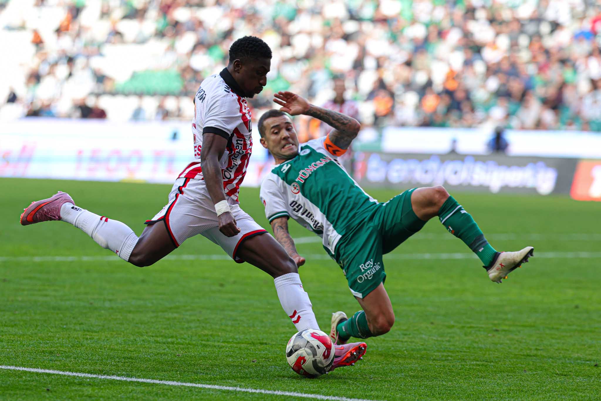 Konyaspor evinde yine kayıp 1-3