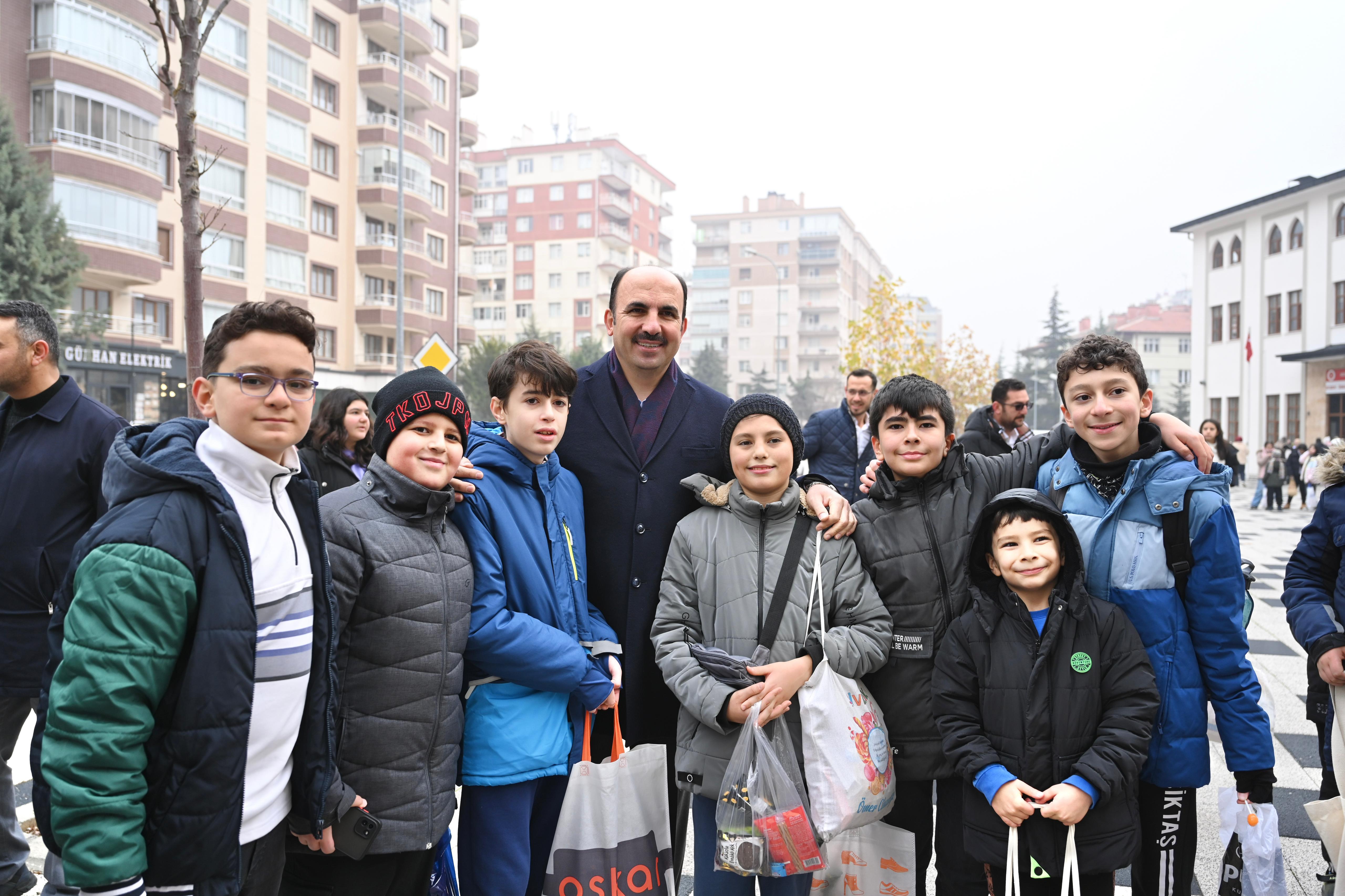 Konya'da Başkan Altay, çocukların 'Şivlilik' coşkusuna eşlik etti