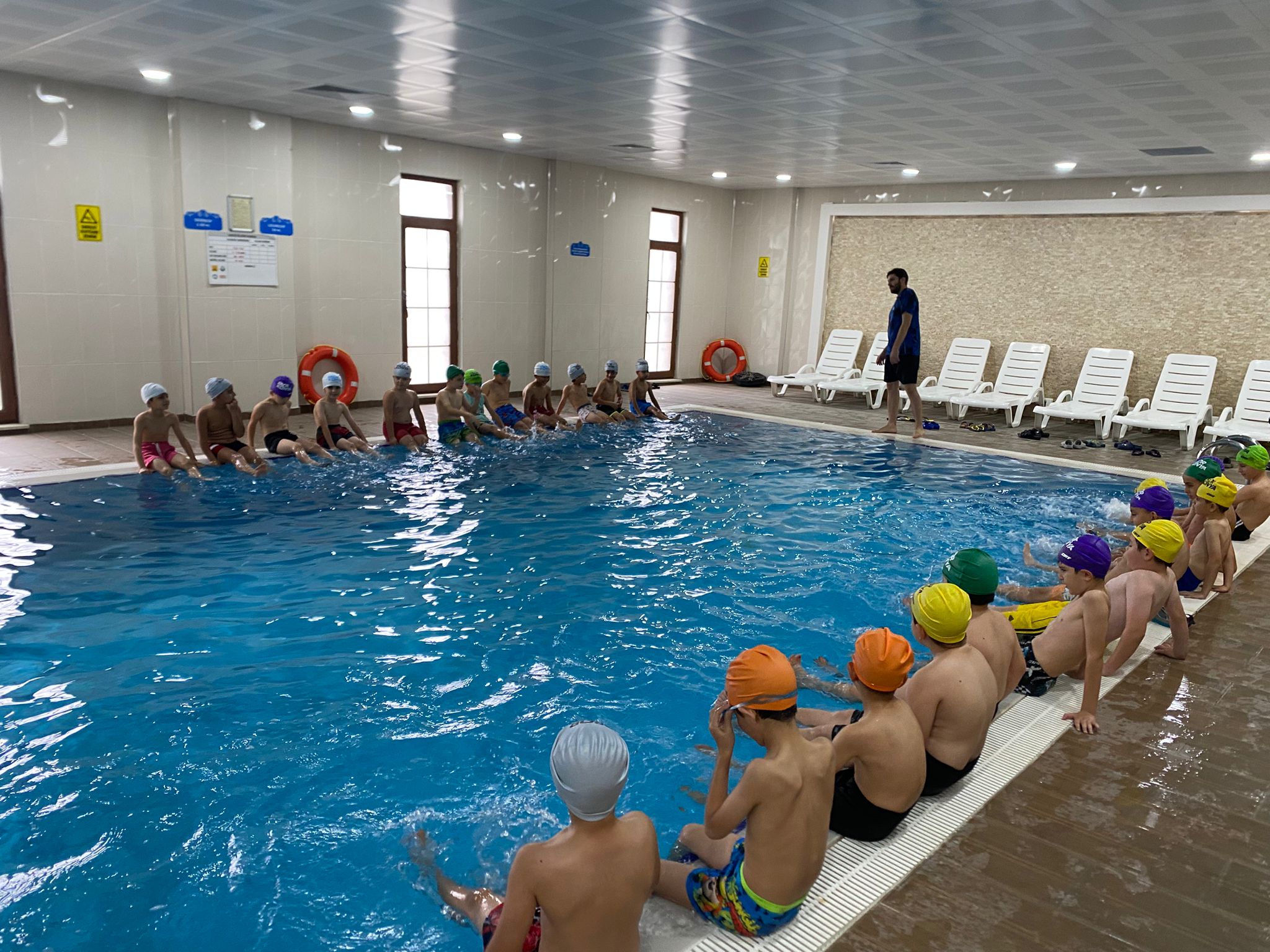 Konya’da “Yüzme Bilmeyen Kalmasın” projesi 20 ilçede devam ediyor