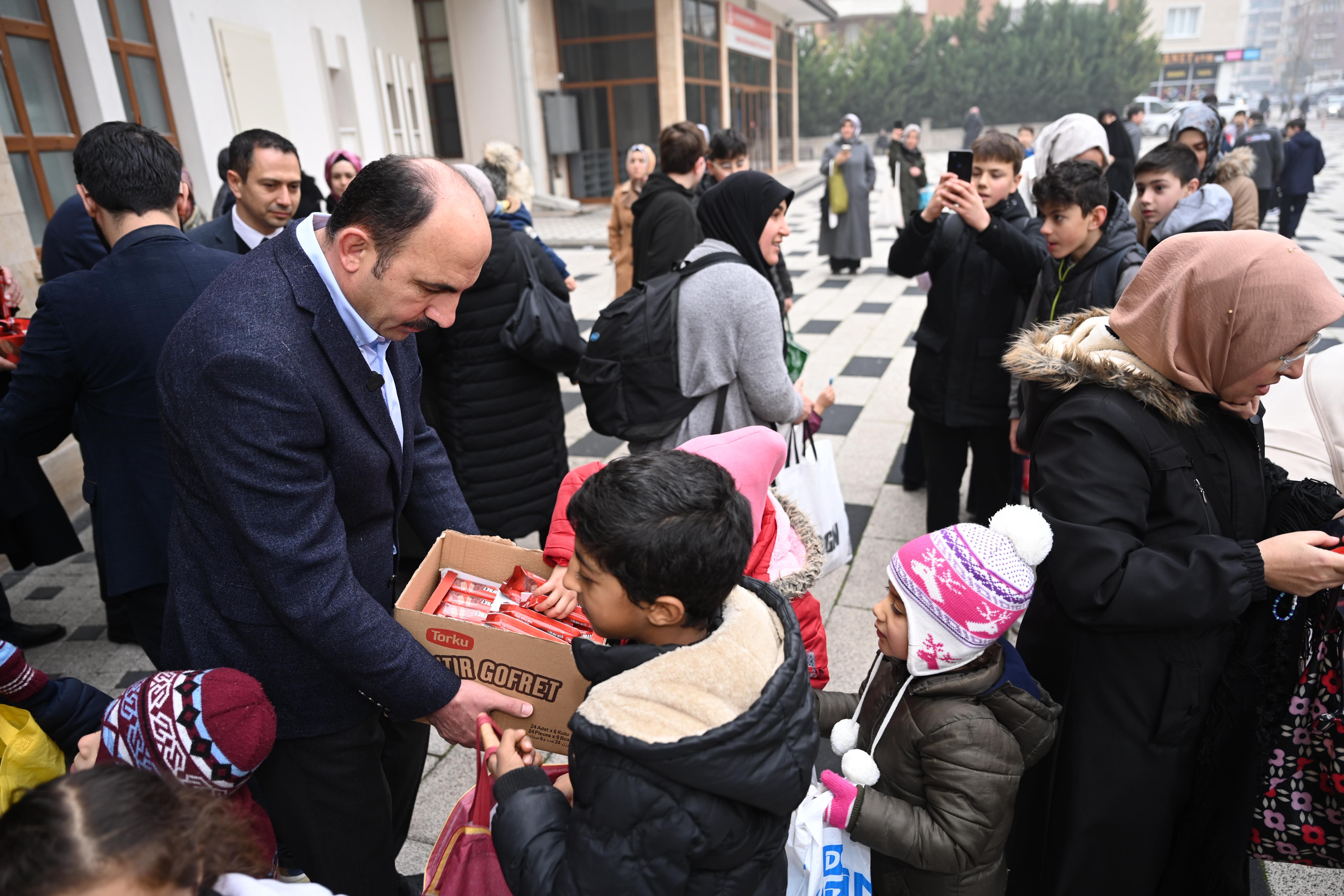 Konya'da Başkan Altay, çocukların 'Şivlilik' coşkusuna eşlik etti