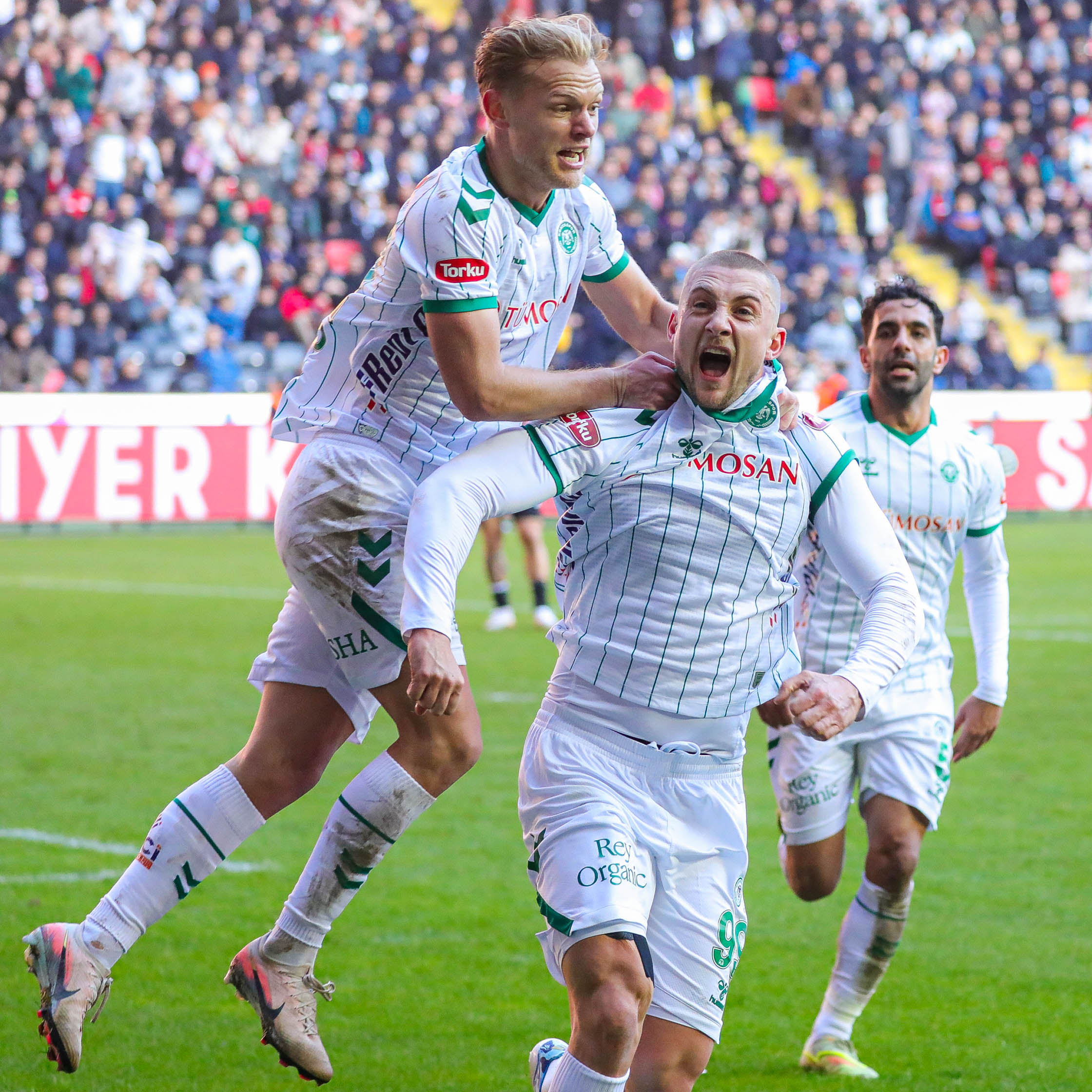 Konyaapor galibiyete hasret...