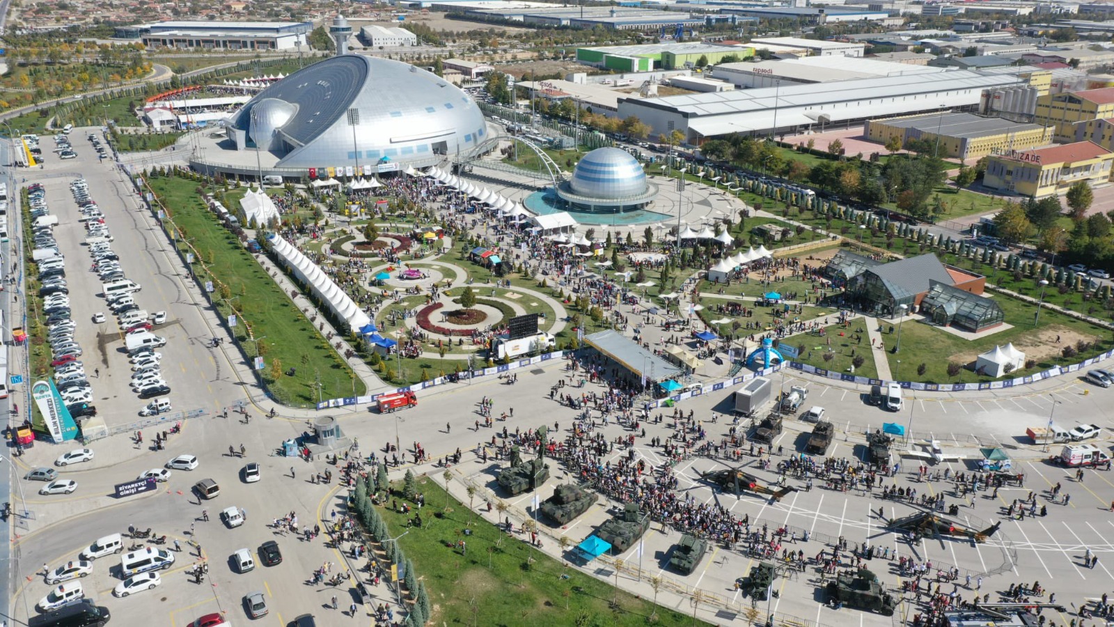 Türkiye'nin en büyük Bilim Merkezi ilgi odağı oldu