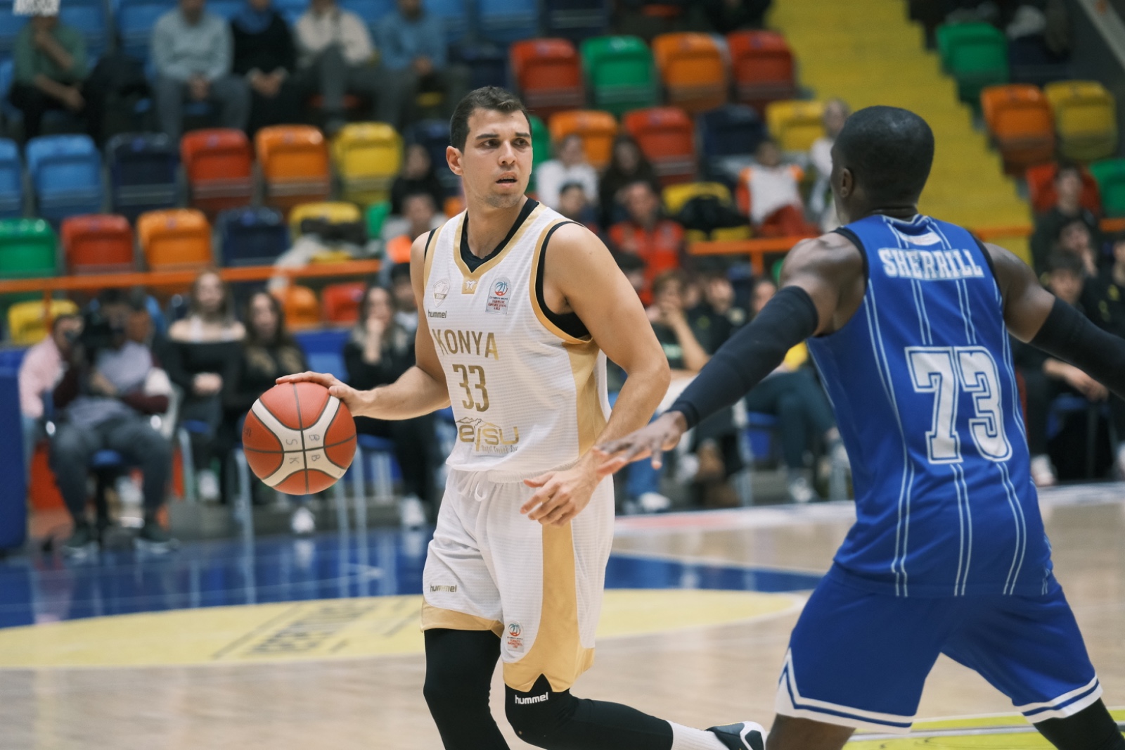 Pota da 17. galibiyet 77-71