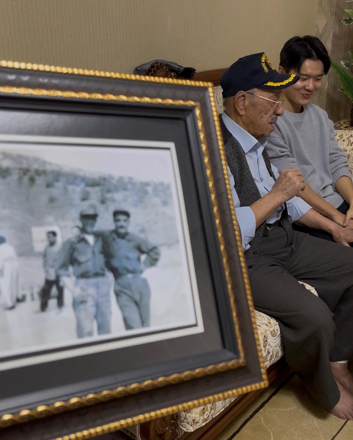 Güney Koreli futbolcudan Kore Gazisine ziyaret