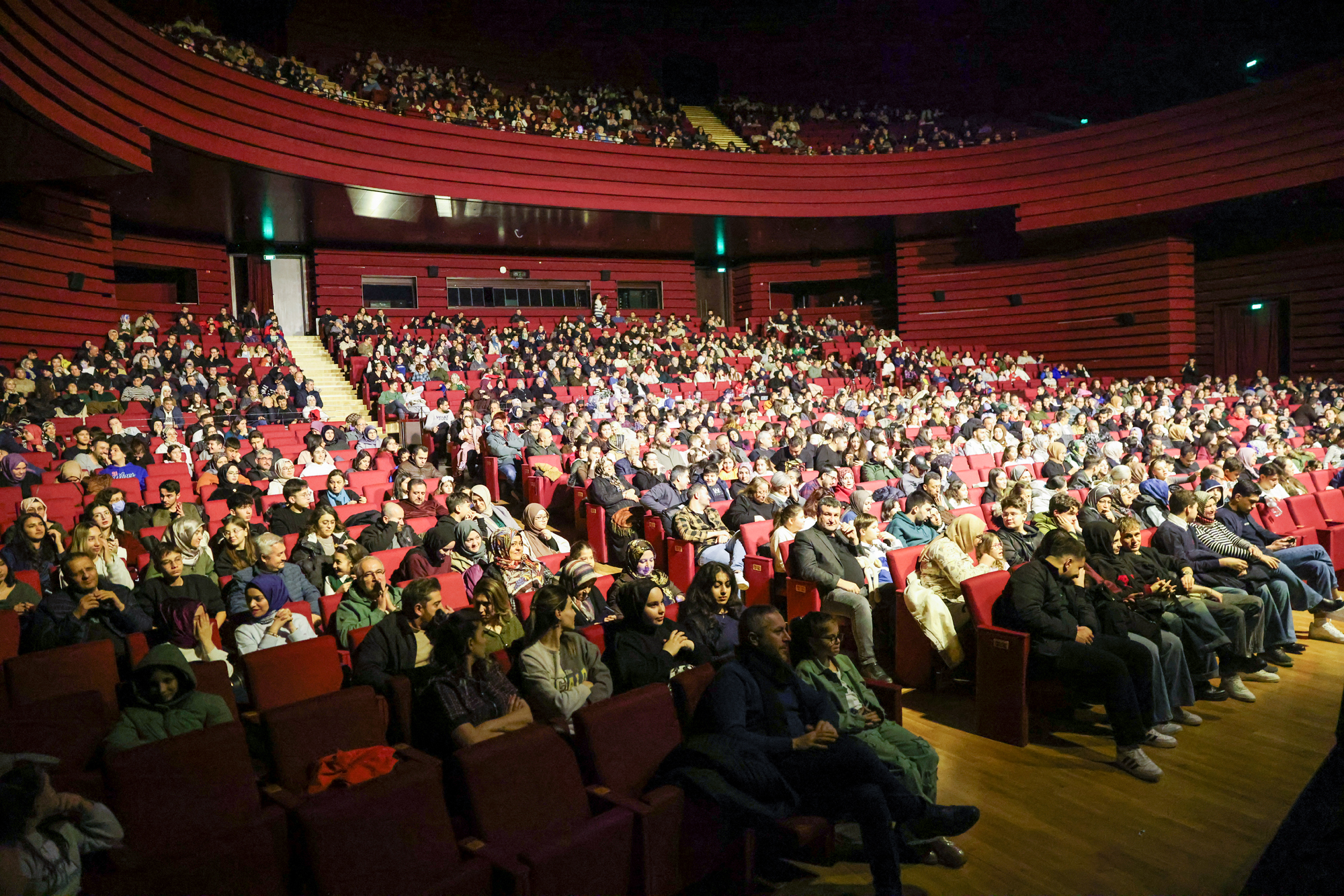 Genç Paldır Güldür gösteri şovdan  muhteşem gösteri