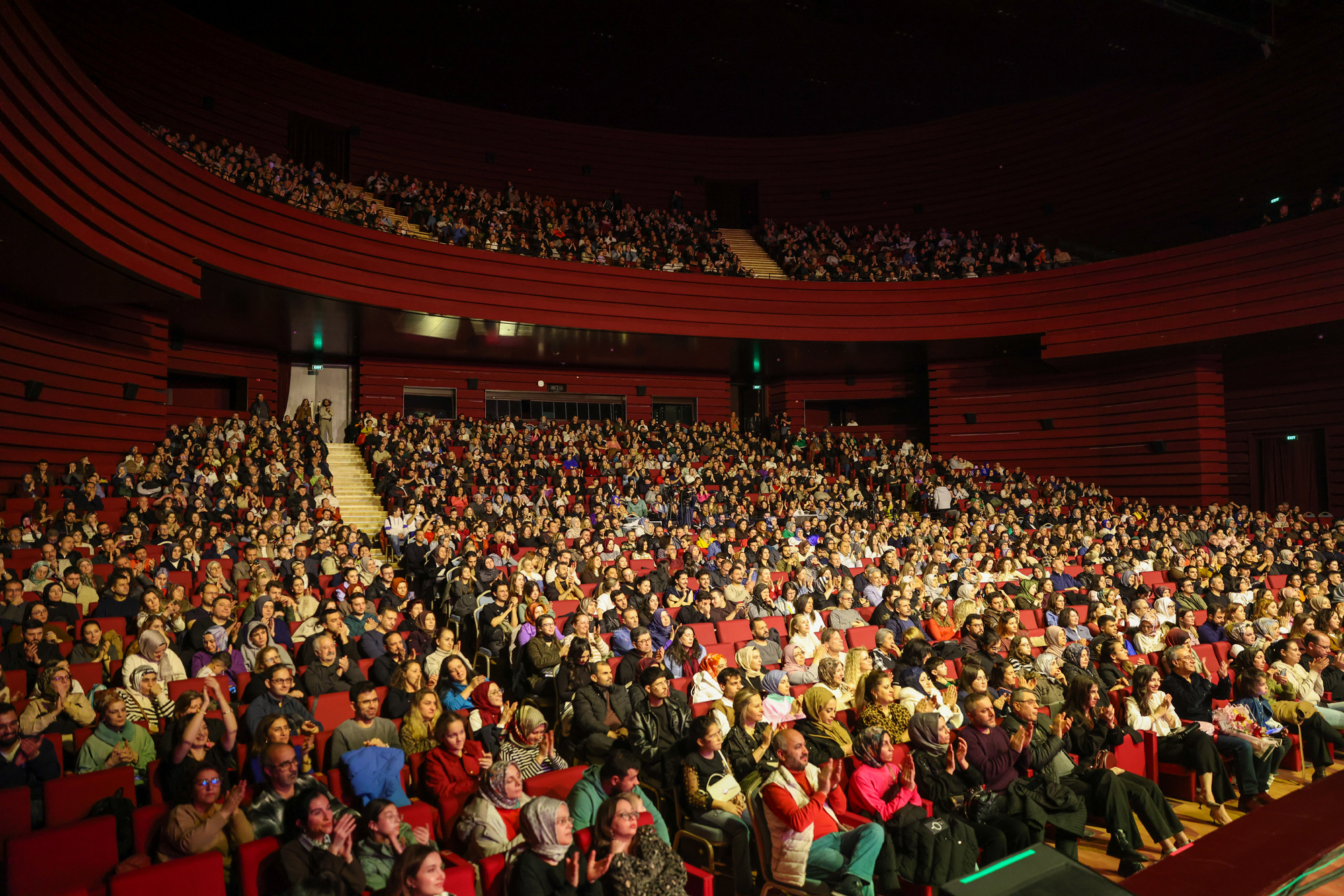 Konya Kayahan şarkılarıyla coştu