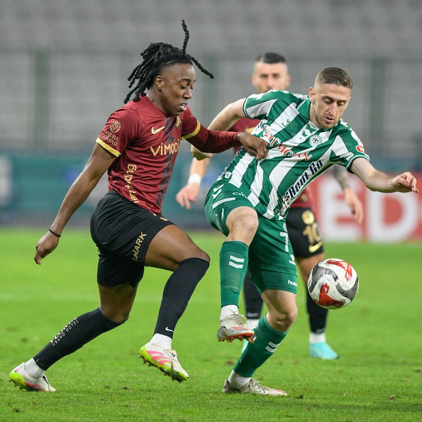 Konyaspor zorlanmasına rağmen 3 puanı aldı 1-0