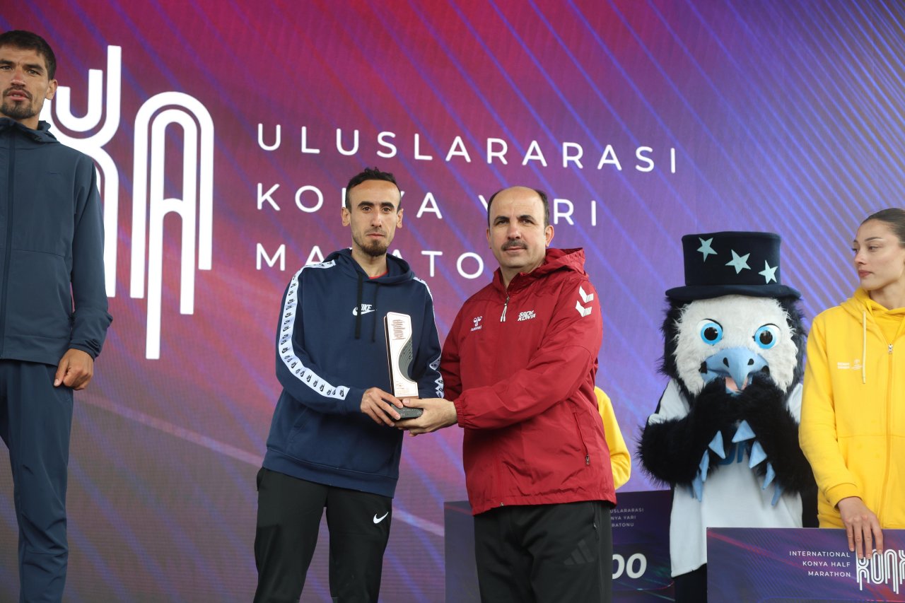 Uluslararası Konya yarı maratonu tamamlandı