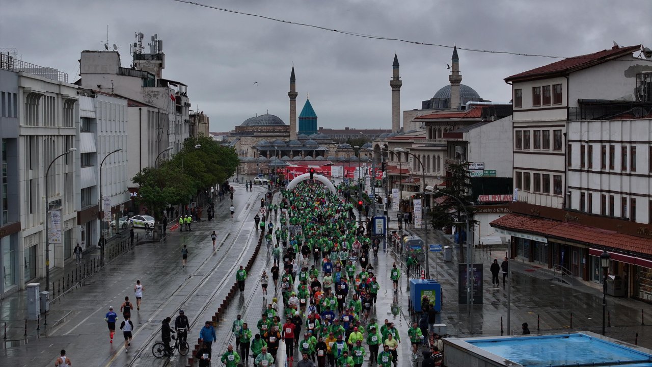 Uluslararası Konya yarı maratonu tamamlandı