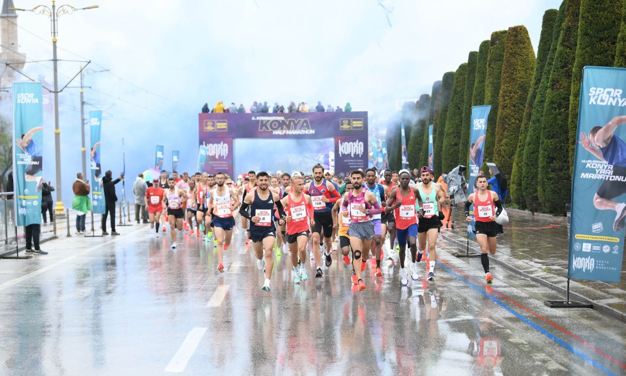 Uluslararası Konya yarı maratonu tamamlandı