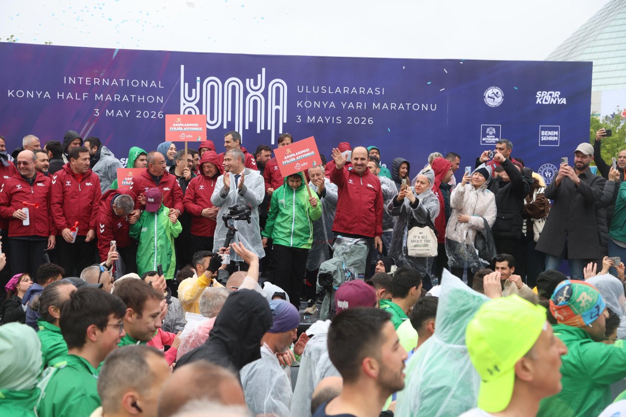 Uluslararası Konya yarı maratonu tamamlandı