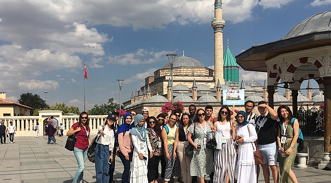 Yabancı Öğrenciler Türk Kültürünü Tanıyor