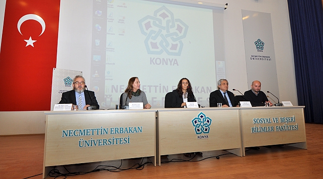 Ortaçağ'da Harp Silahları Konulu Panel