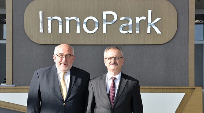 Rektör Özçelik, InnoPark’ı Ziyaret Etti