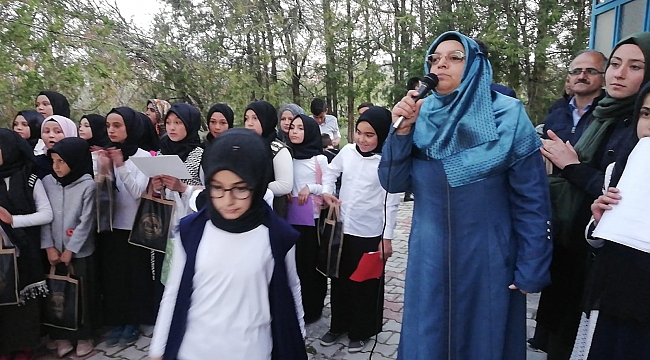 Karadiğin'de mezuniyet coşkusu