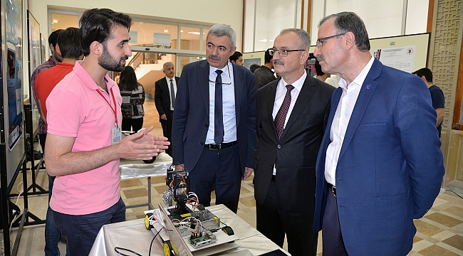 Öğrenci Projeleri Sergileniyor