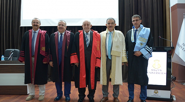 Mehmet Ali Uz’a Fahri Doktora Unvanı verildi