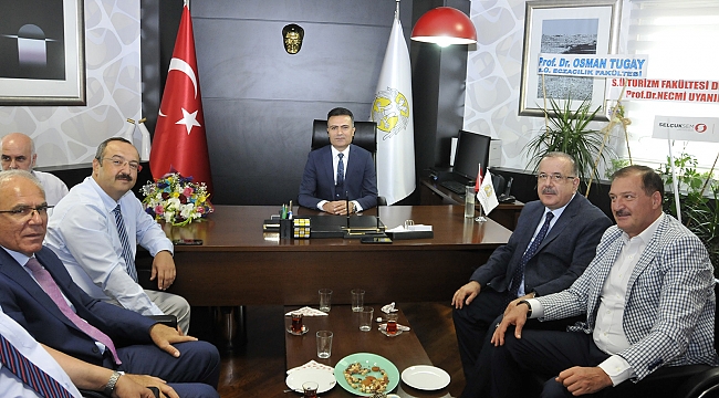 Güzel Sanatlar da  Devir Teslim yapıldı