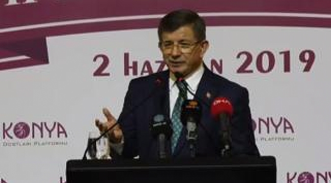 Davutoğlu partisinden istifa etti