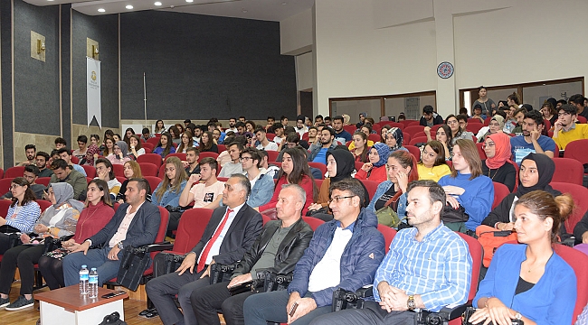Güncel Gelişmeler Işığında Turizm Eğitimi konferansı