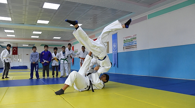 “Spor Konya Projesi” ile Geleceğin Sporcuları Keşfediliyor