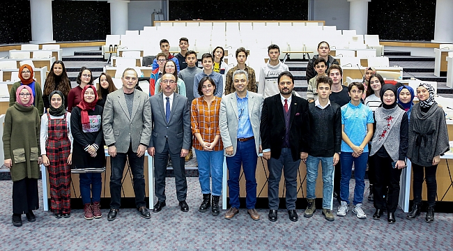 Kavuş, geleceğin liderlerini ağırladı