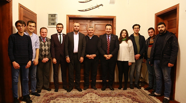 Gazeteci Öge, tecrübelerini paylaştı