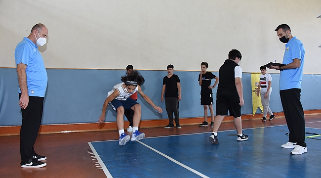Geleceğin basketbolcuları aranııyor!