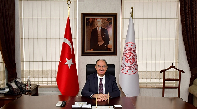 Vali Özkan'dan Cumhuriyet Bayramı mesajı