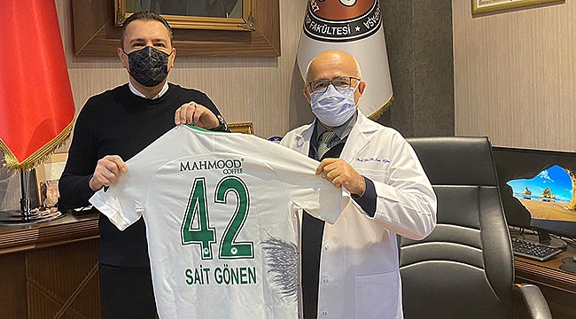 Eski Başkan'a Konyaspor forması