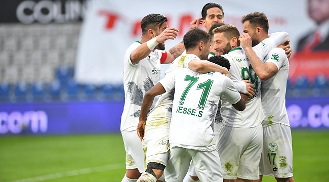 Konyaspor deplasmandan bir puanla dönüyor