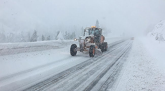 Afyonkarahisar yolu da kapandı