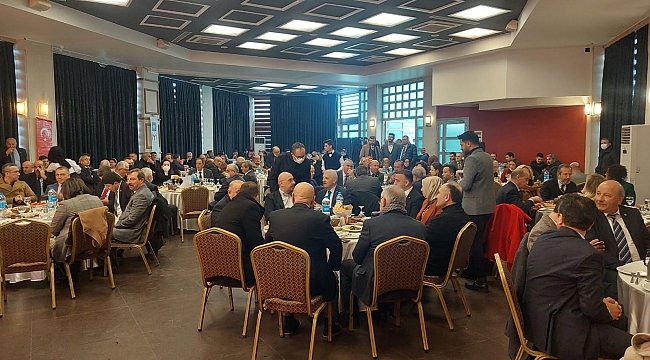 İYİ Parti heyeti Konya'ya çıkarma yaptı.