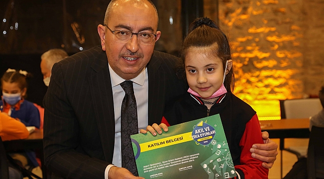 Akıl zeka küpleri Meram’da  yarışıyor