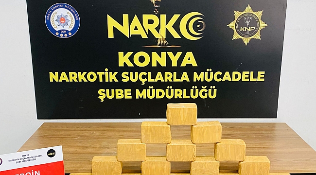 Araca zulalanmış 8 kilo eroin yakalandı