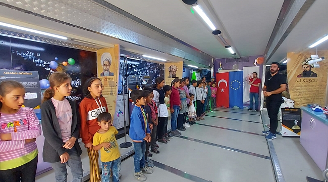 Mevsimlik İşçilerin Çocukları Bilim Tırı’yla Tanıştı   