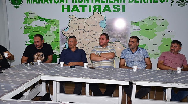 Manavgat Konyalılar Derneği’nden bamya çorbası ikramı