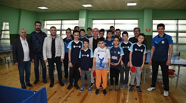 Spor okulları öğrencileriyle buluştu