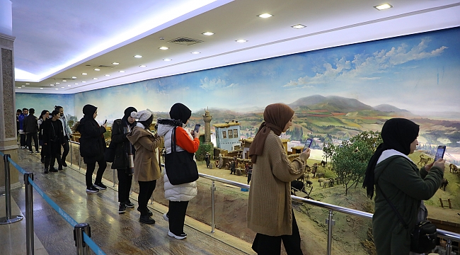 Konya Panorama ve Şehitler Abidesine ziyaretçi akını