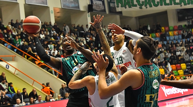 Potada hakem katliamı! 82-71