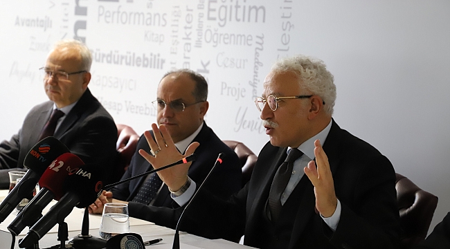Rektör Zorlu: "Temel Felsefemiz Başarı"