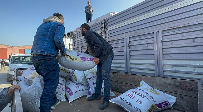Büyükşehir’den Hatay'a 10 Tır hayvan yemi