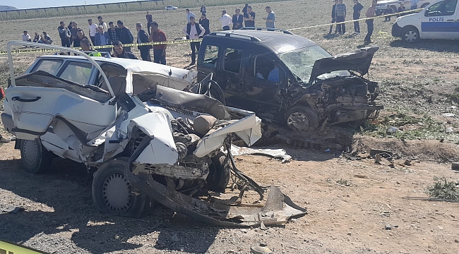Karapınar'da feci kaza: 5 kişi hayatını kaybetti